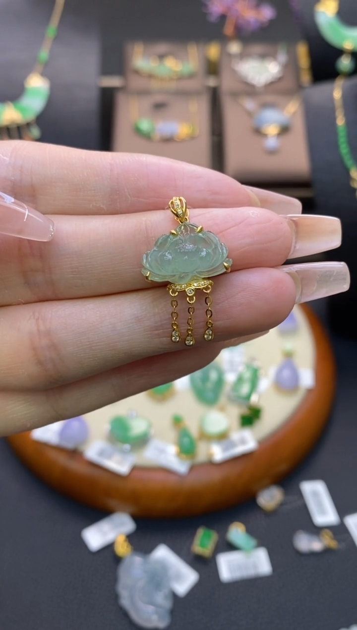 【闪购商品】翡翠颈饰18K金镶嵌净货12454