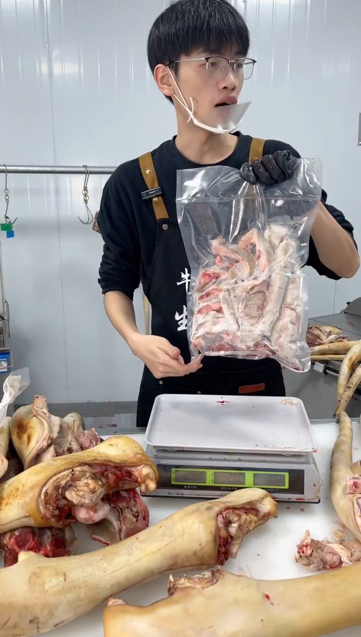3个月食用农产品中国大陆新鲜黄牛尾