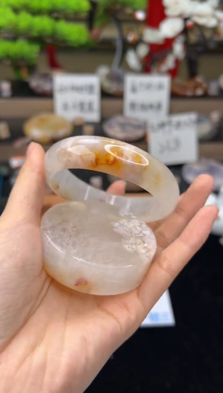 【闪购商品】石英质玉手镯未镶嵌59圈口（赠送镯心)9