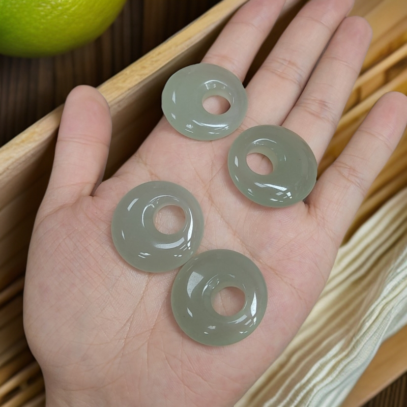 冰透级新疆浅冰晴公主扣吊坠多样性发一个