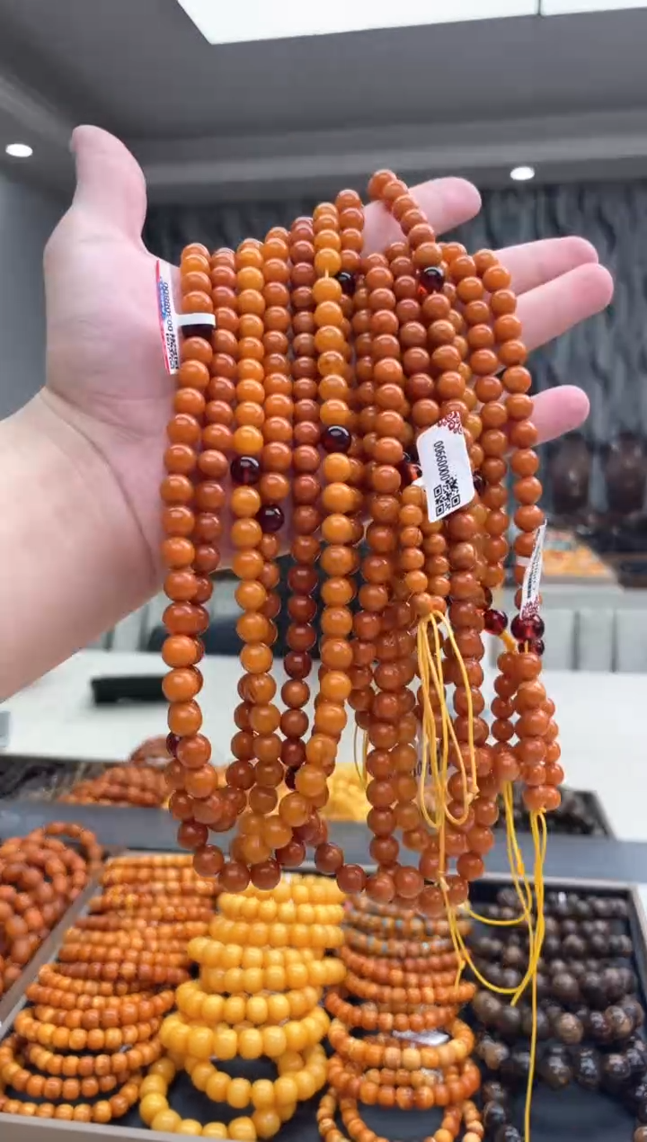 【闪购商品】琥珀裸石未镶嵌1号多样性发其中一件丹麦瑕疵款