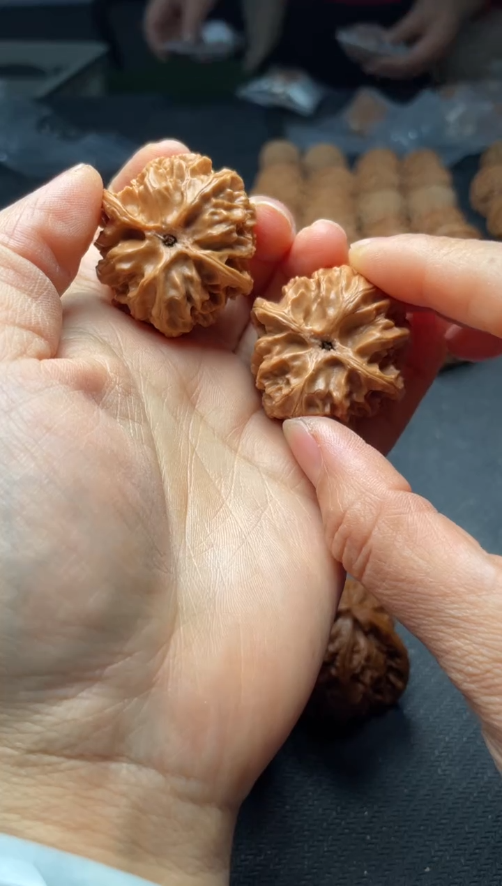 把件文玩核桃w170  苹果园 37尺