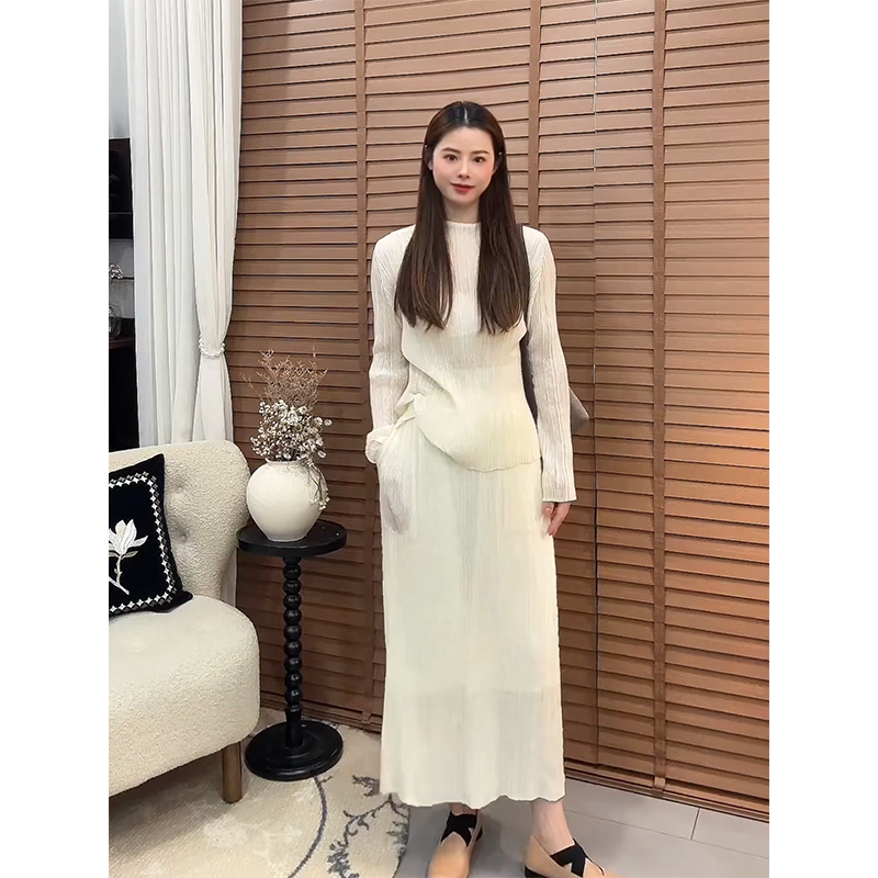 高级感三宅纯色百搭气质优雅女装