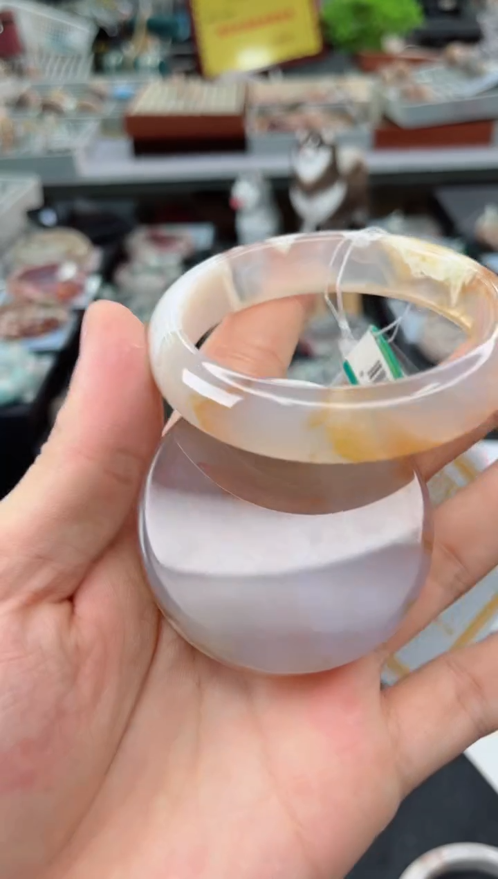 【闪购商品】石英质玉手镯未镶嵌57圈口（赠品镯心）3666624