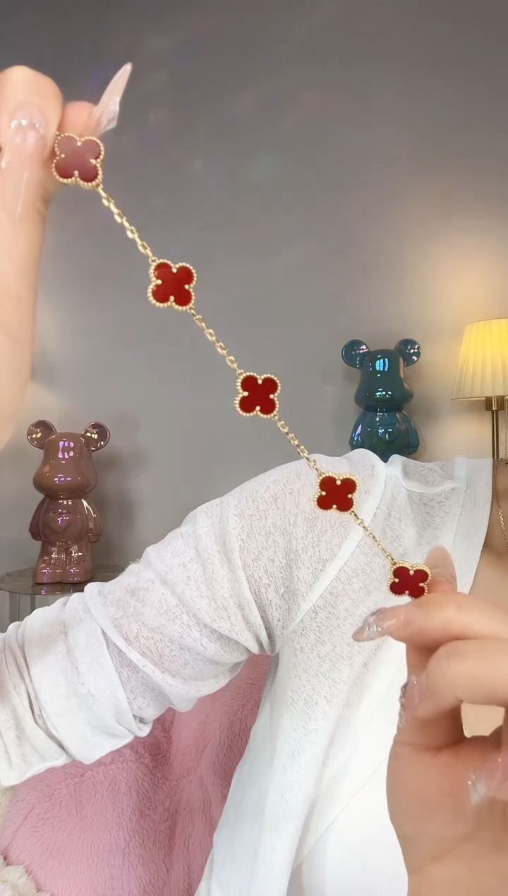 【闪购商品】玛瑙/玉髓手链18K金镶嵌K黄手链