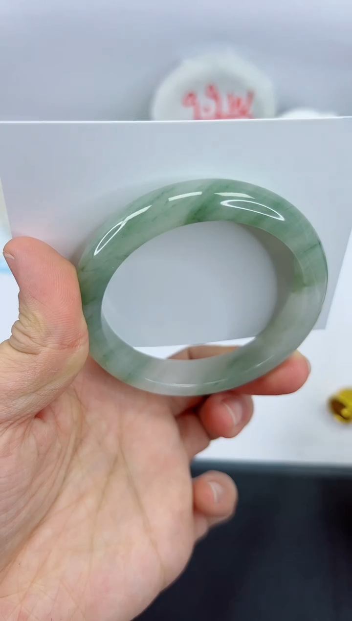 【闪购商品】石英质玉手镯未镶嵌633-56.6