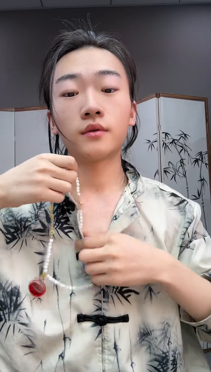 吊坠莹莹专属红红吊坠唐卡