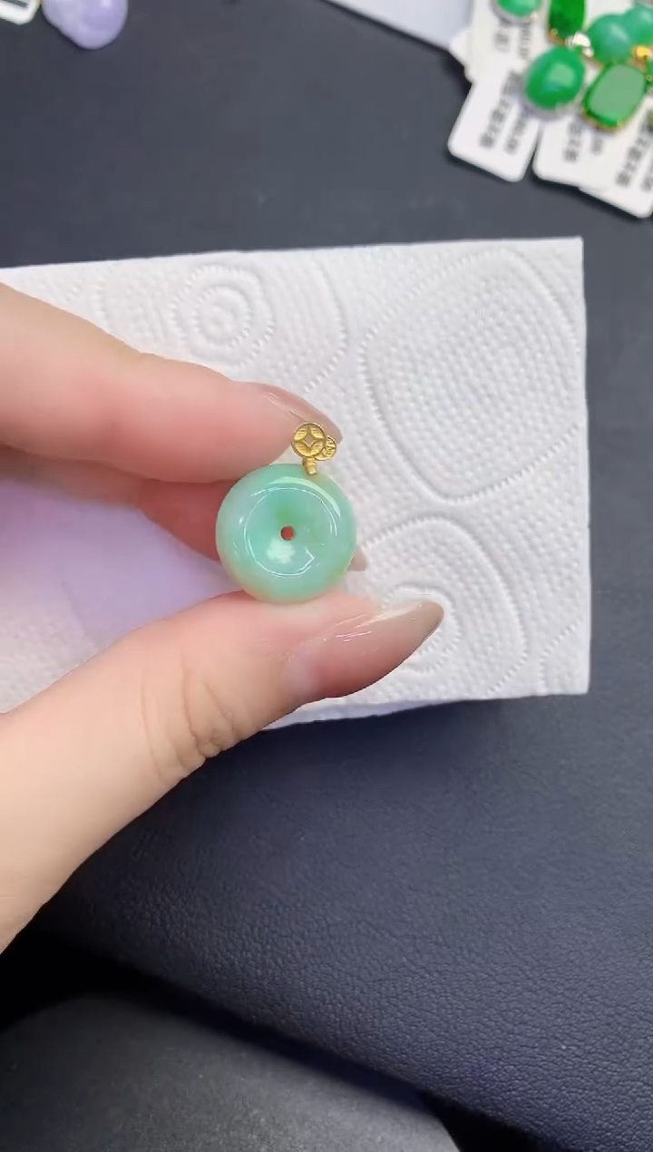 颈饰未镶嵌翡翠缅甸天然翡翠A货