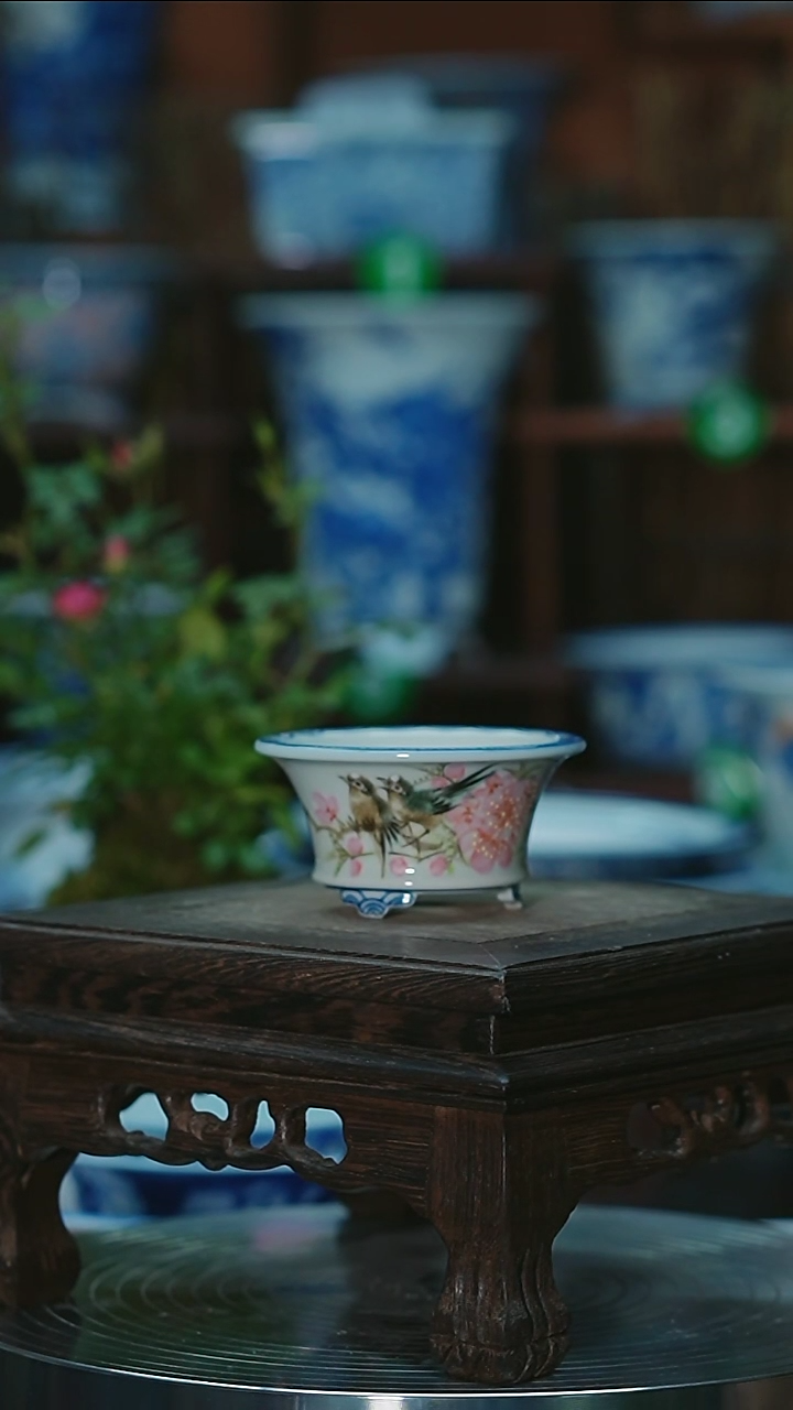 【闪购商品】摆件手绘陶瓷内口5.3高3.3深