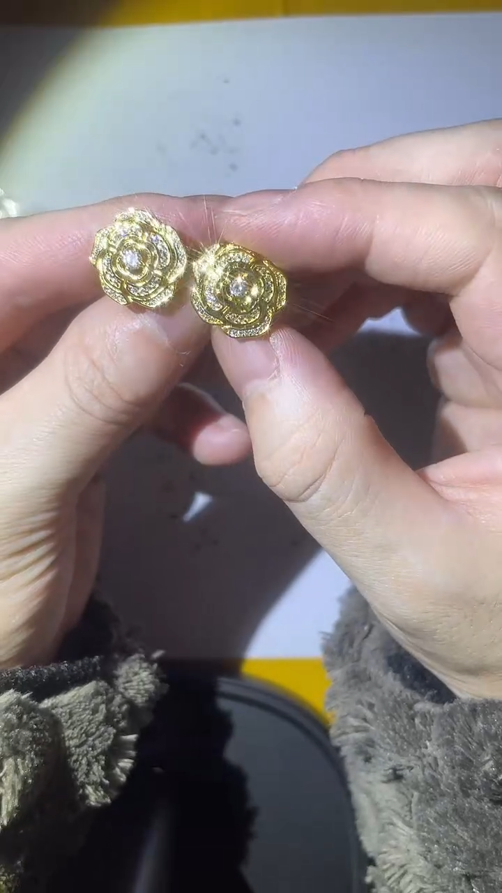 非金属无百搭简约经典耳坠V730