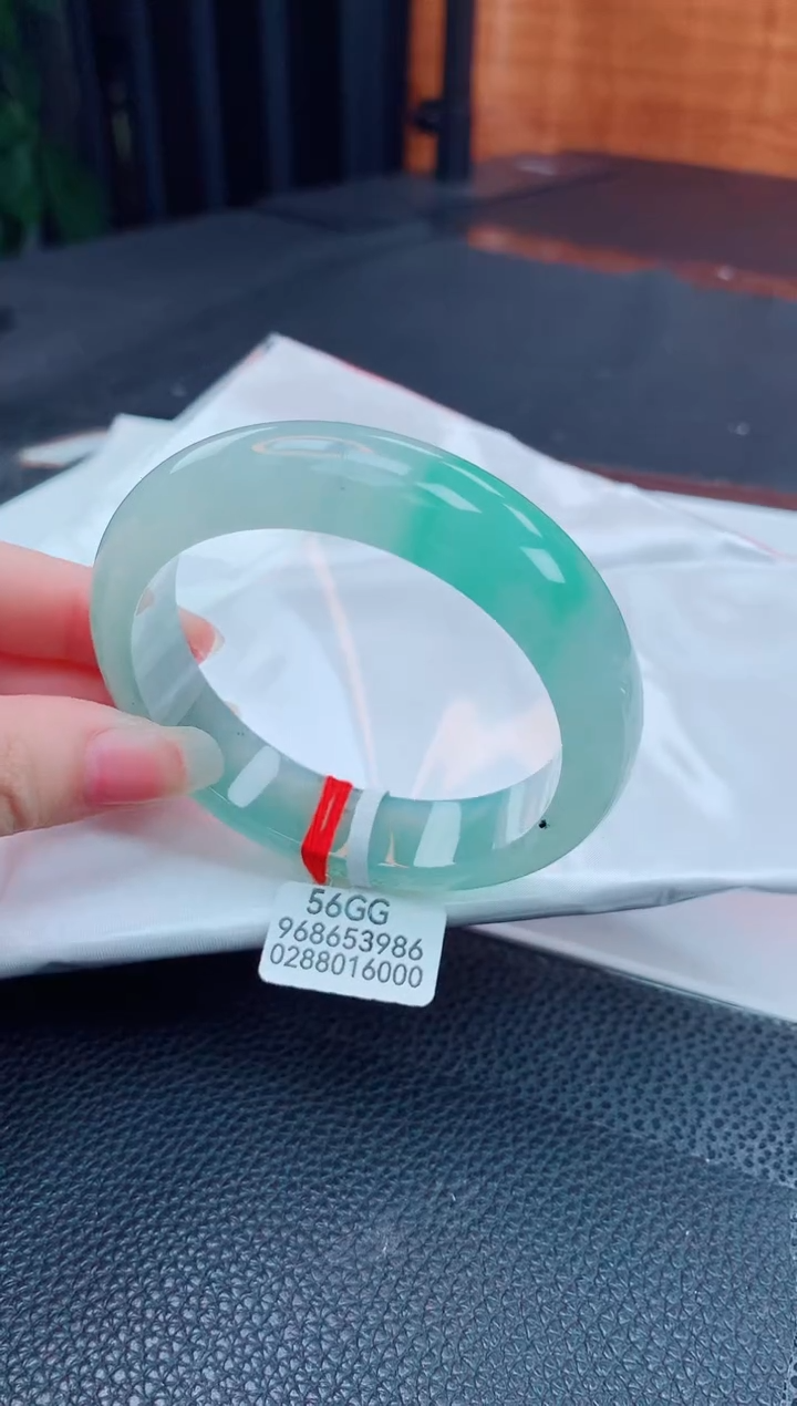 【闪购商品】翡翠手镯未镶嵌缅甸天然翡翠A货手镯