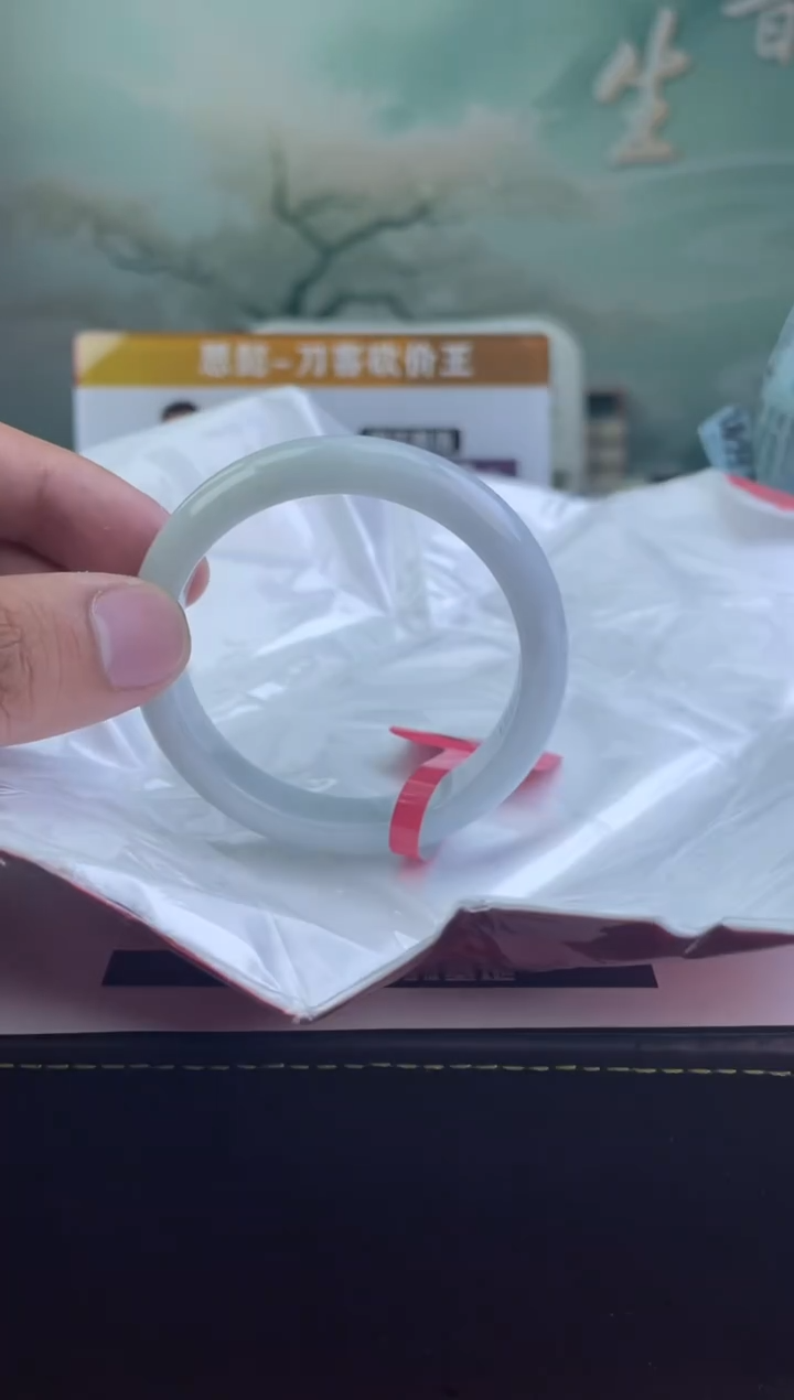 翡翠手镯未镶嵌6翡翠手镯