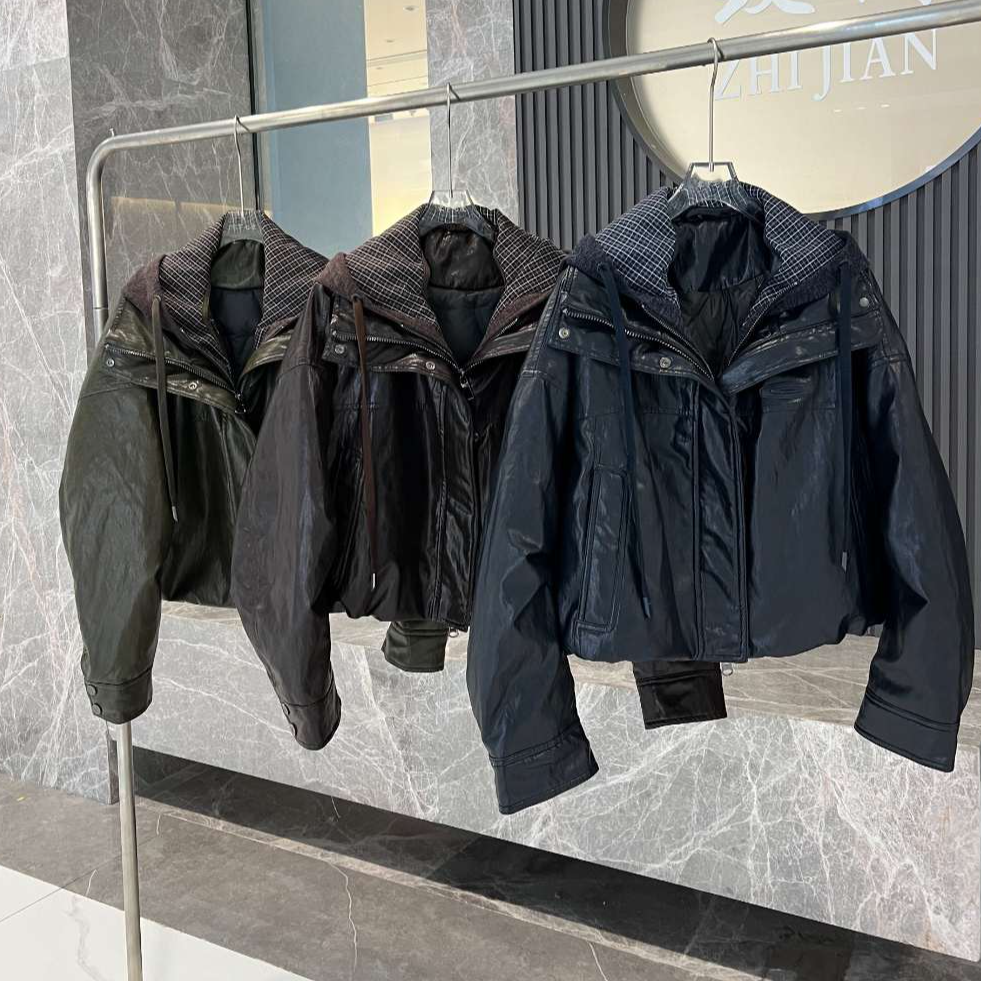 2025新款休闲羽绒服皮衣短款女常规连帽百搭