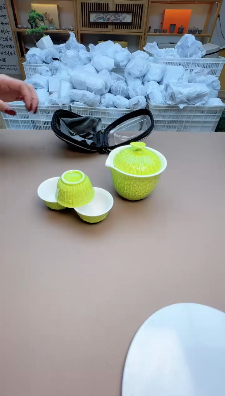 【闪购商品】摆件瓷制品S1111111111111