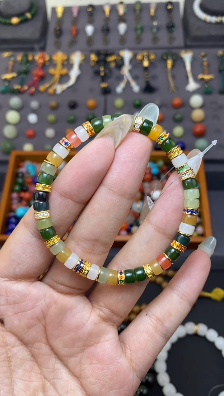 未镶嵌和田玉挂件6mm多宝药片手串