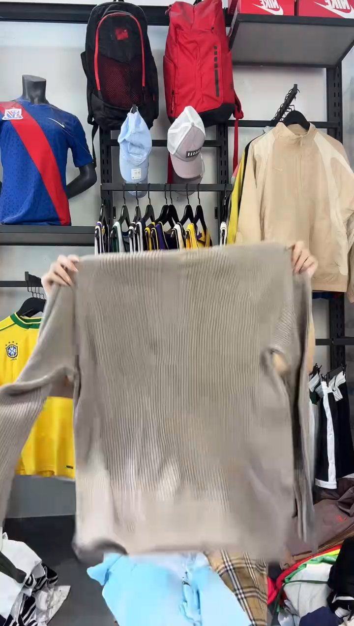 828   ·编码  耐克卫衣瑕疵修复以直播间过款为准 尺码·XL