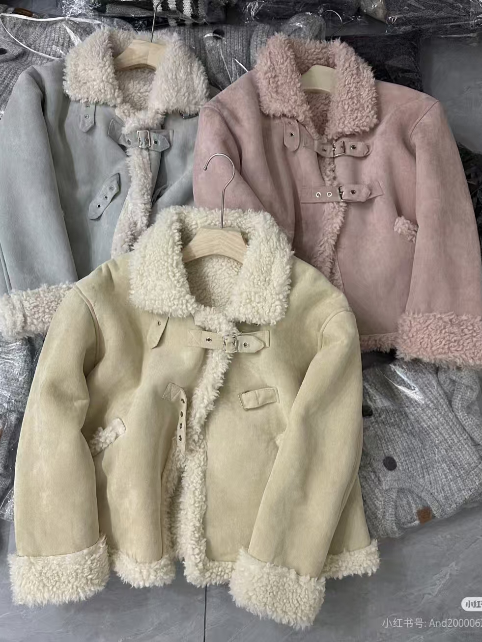 颗粒绒外套加厚秋冬冬季加厚皮毛一体