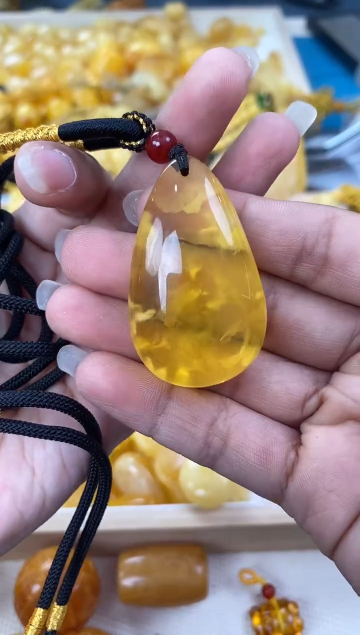 未镶嵌琥珀裸石天然琥珀蜜蜡