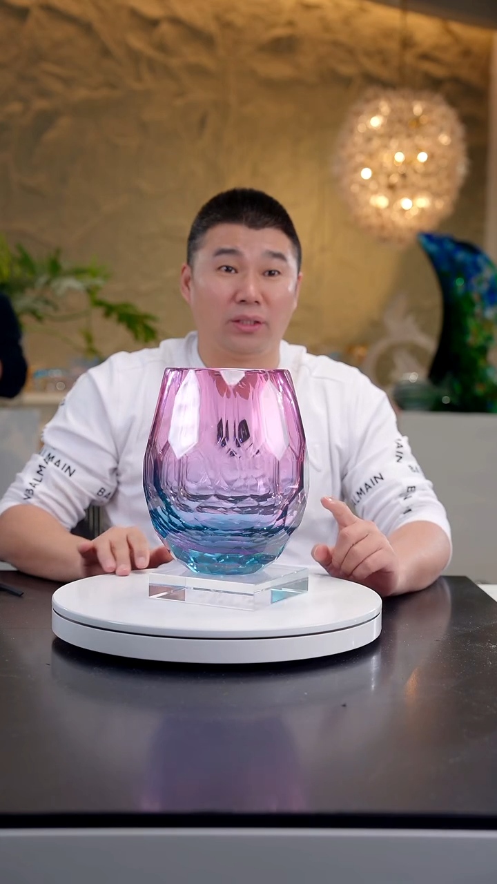 手工艺品琉璃金红蓝色花瓶
