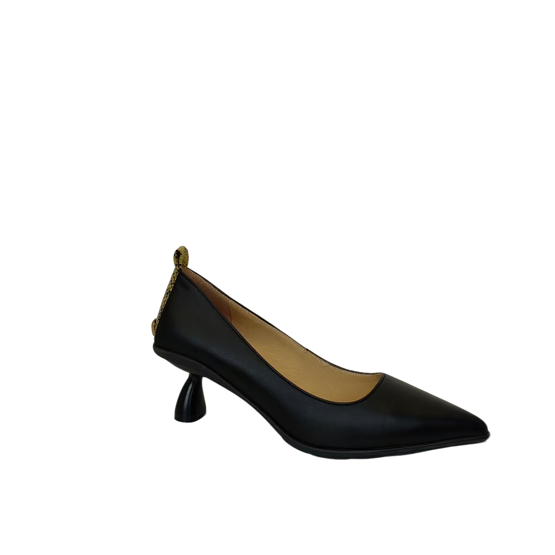 春夏新款尖头平底鞋舒适时尚百搭女士软底浅口真皮单鞋hy1260