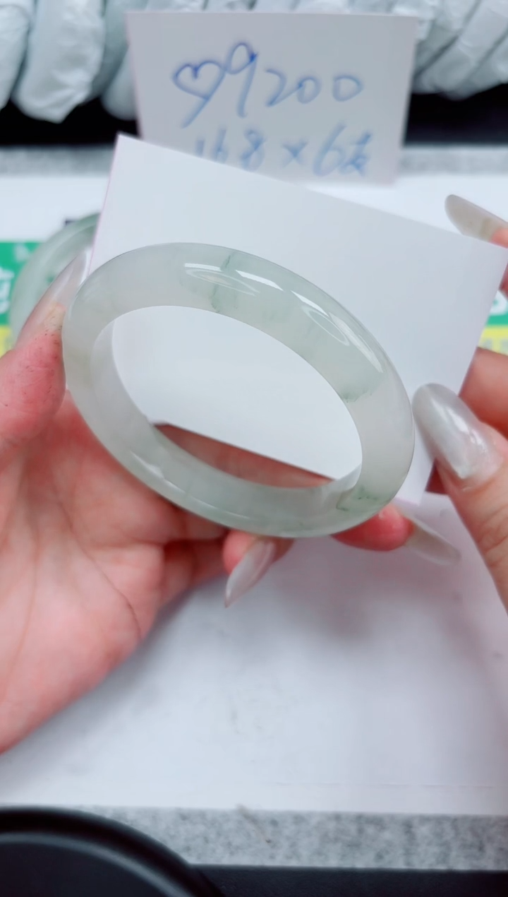 石英质玉手镯未镶嵌81-59.7