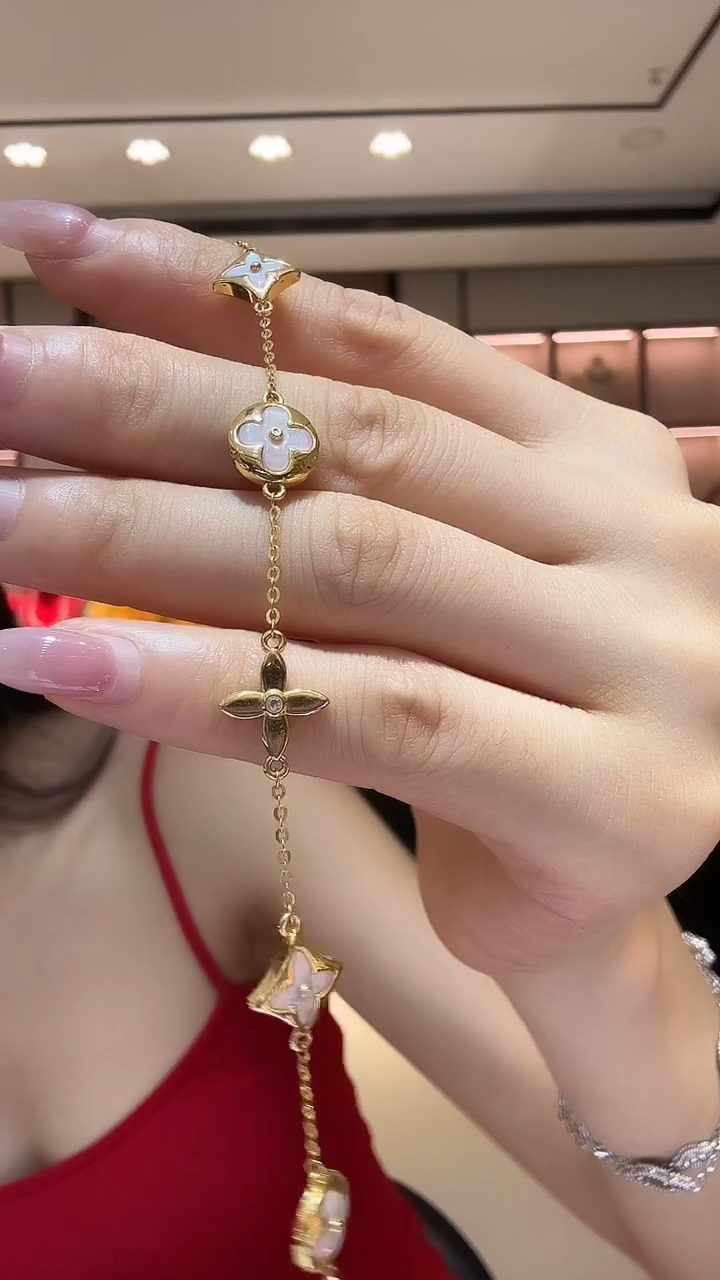 手链贝壳（贝母）18K金镶嵌手链