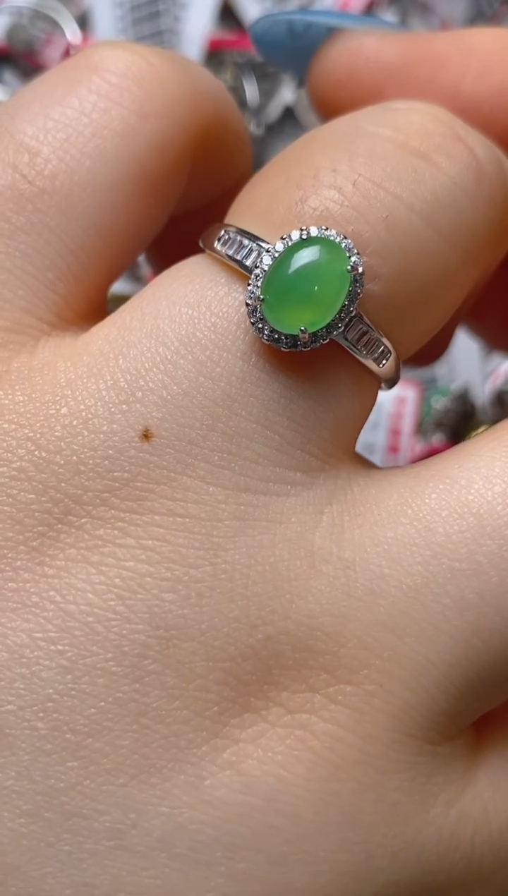 银S925镶嵌戒指翡翠百内无证书