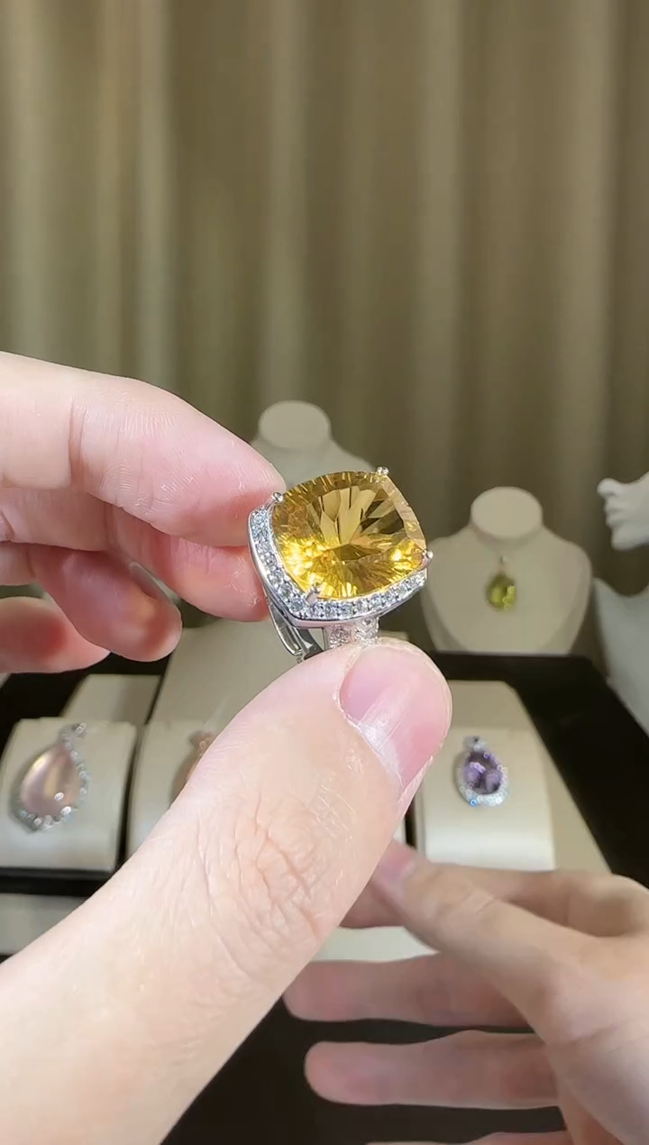 【闪购商品】黄晶戒指银S925镶嵌15*13mm