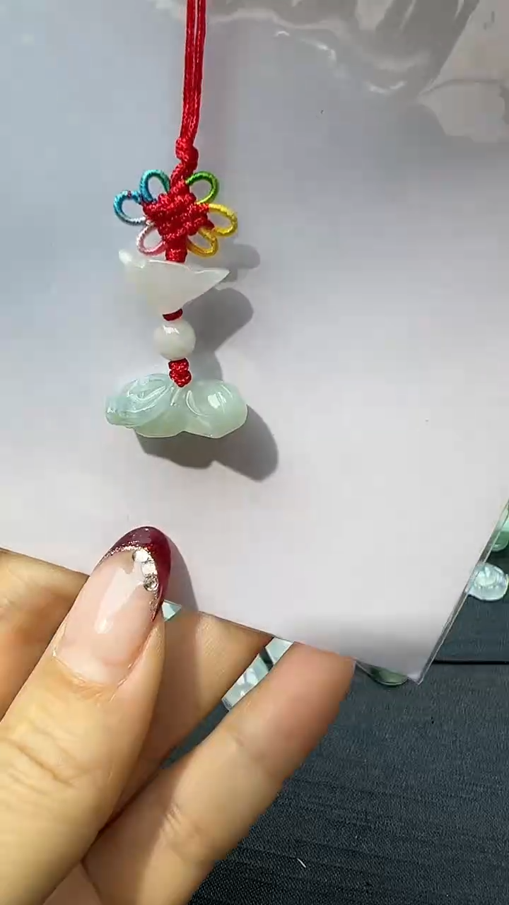 【闪购商品】翡翠挂件未镶嵌生肖牛