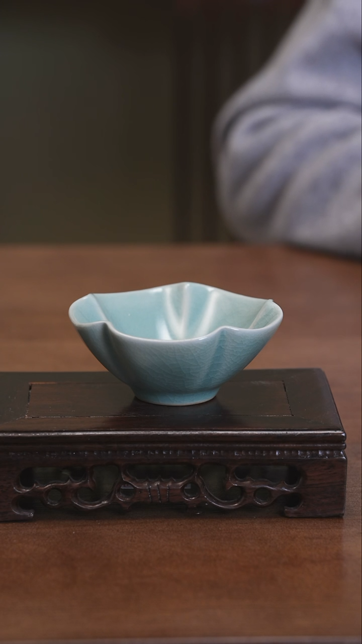 【闪购商品】清凉寺仿古釉手工汝瓷海棠杯