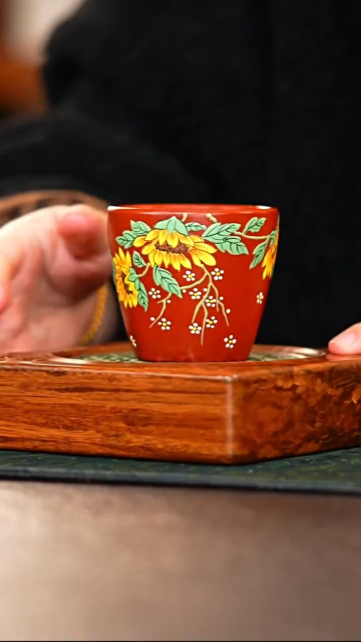 茶杯紫砂朱泥泥绘杯