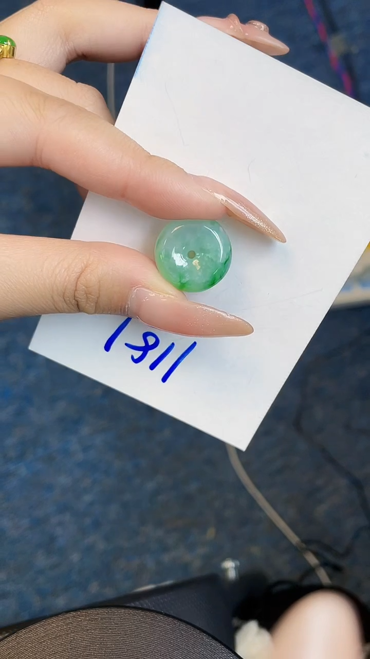 【闪购商品】翡翠颈饰未镶嵌00000000