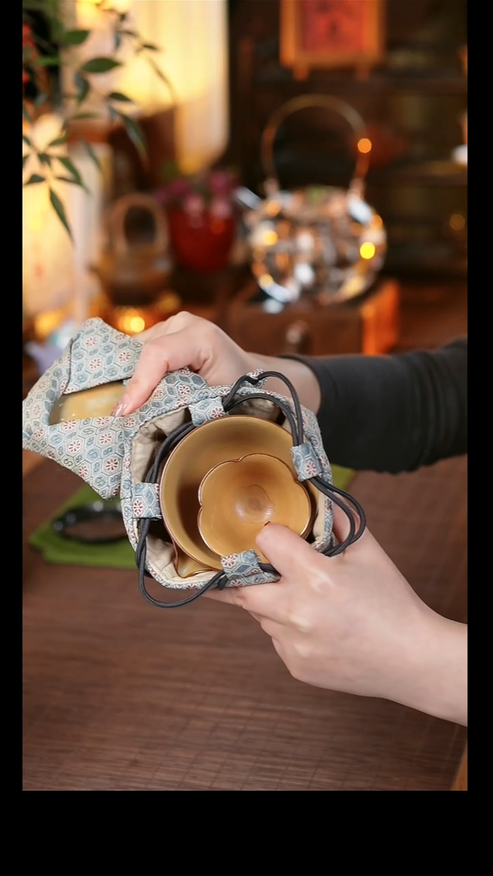 【闪购商品】宫墙红 矮花口杯 旅行套装