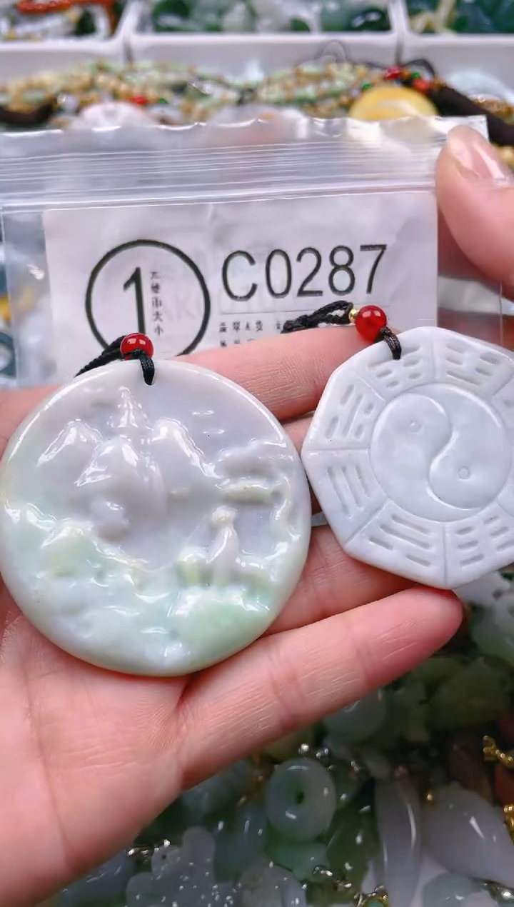 【闪购商品】翡翠颈饰未镶嵌/C/翡翠A货一图一物