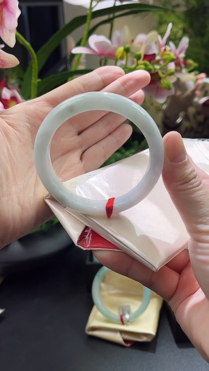 【闪购商品】翡翠手镯未镶嵌正圈