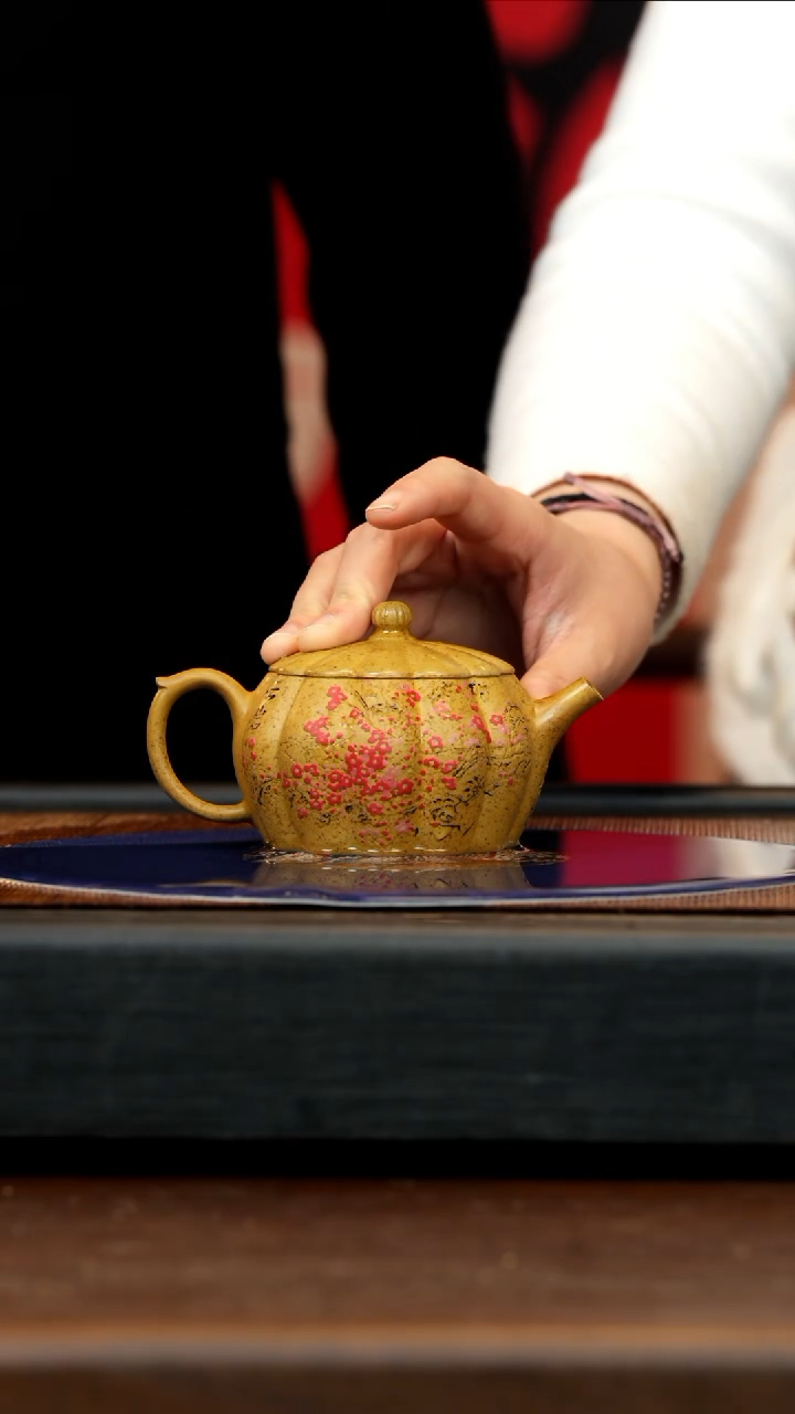 【闪购商品】紫砂茶壶WPR 火云烧 菱花水平 190cc