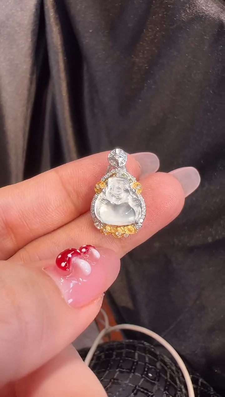 【闪购商品】翡翠颈饰18K金镶嵌吊坠