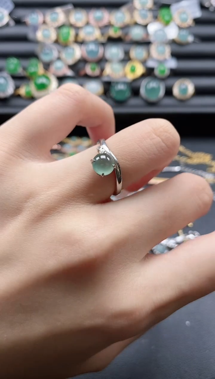 【闪购商品】翡翠戒指银S925镶嵌51511