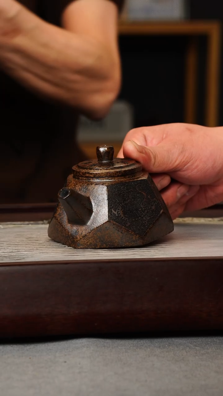 【闪购商品】紫砂茶壶龙背青 柴烧 钻石 四大神兽