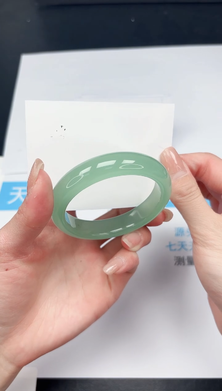 【闪购商品】石英质玉手镯未镶嵌77-57.2