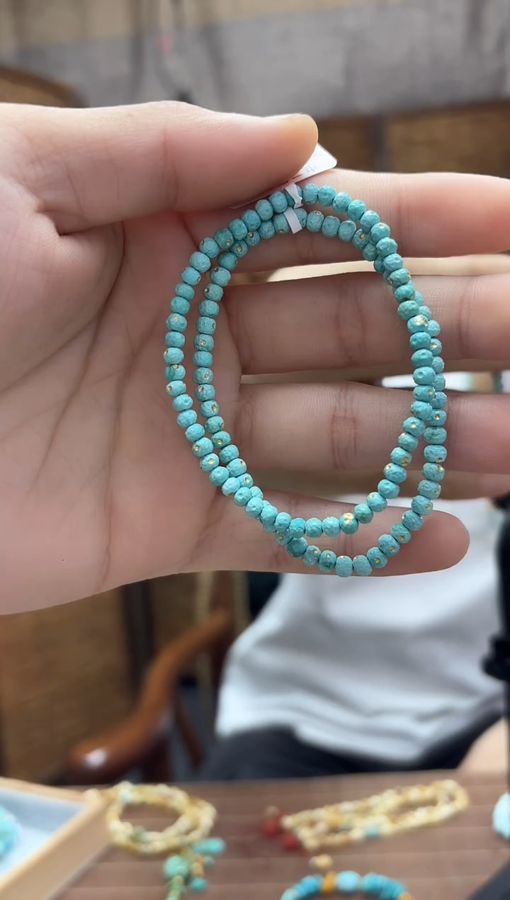 未镶嵌绿松石颈饰多样性发一件   4+