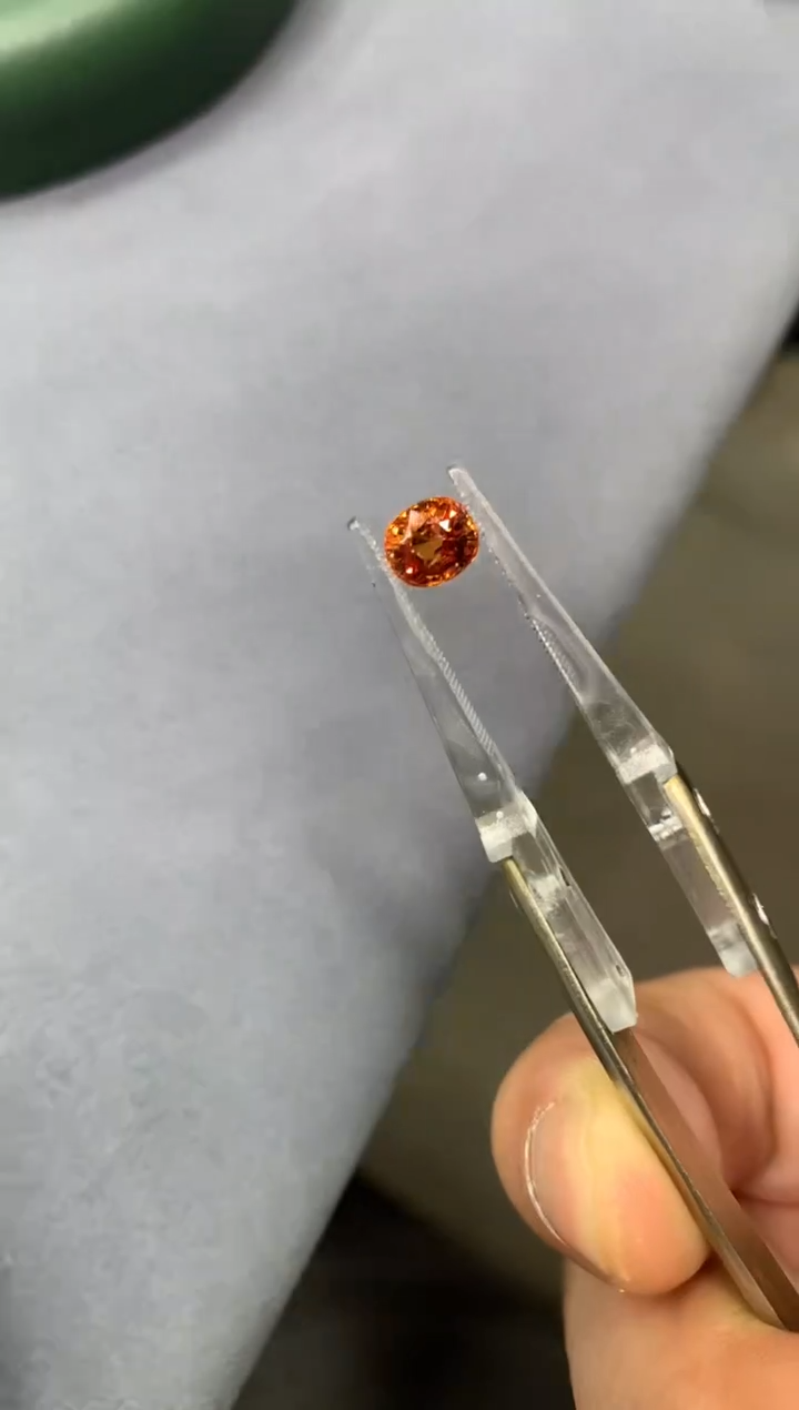 【闪购商品】石榴石（芬达石）裸石未镶嵌1.62ct 10