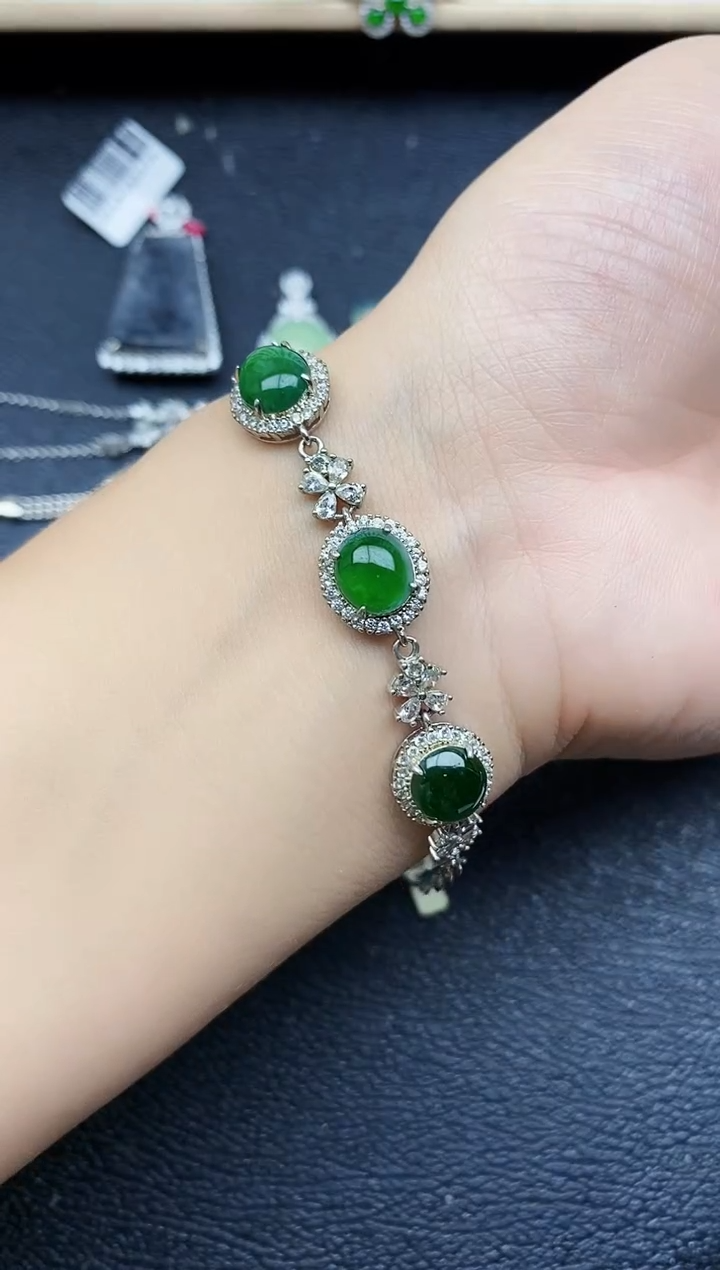 【闪购商品】翡翠戒指银S925镶嵌11111