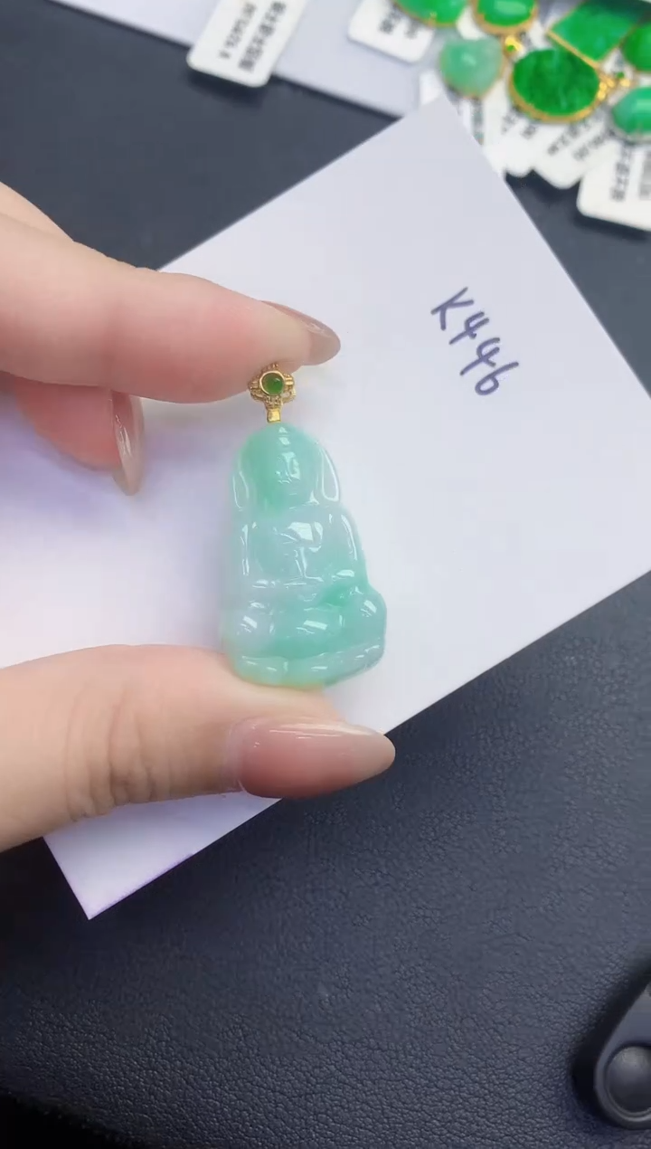 颈饰未镶嵌翡翠缅甸天然翡翠A货