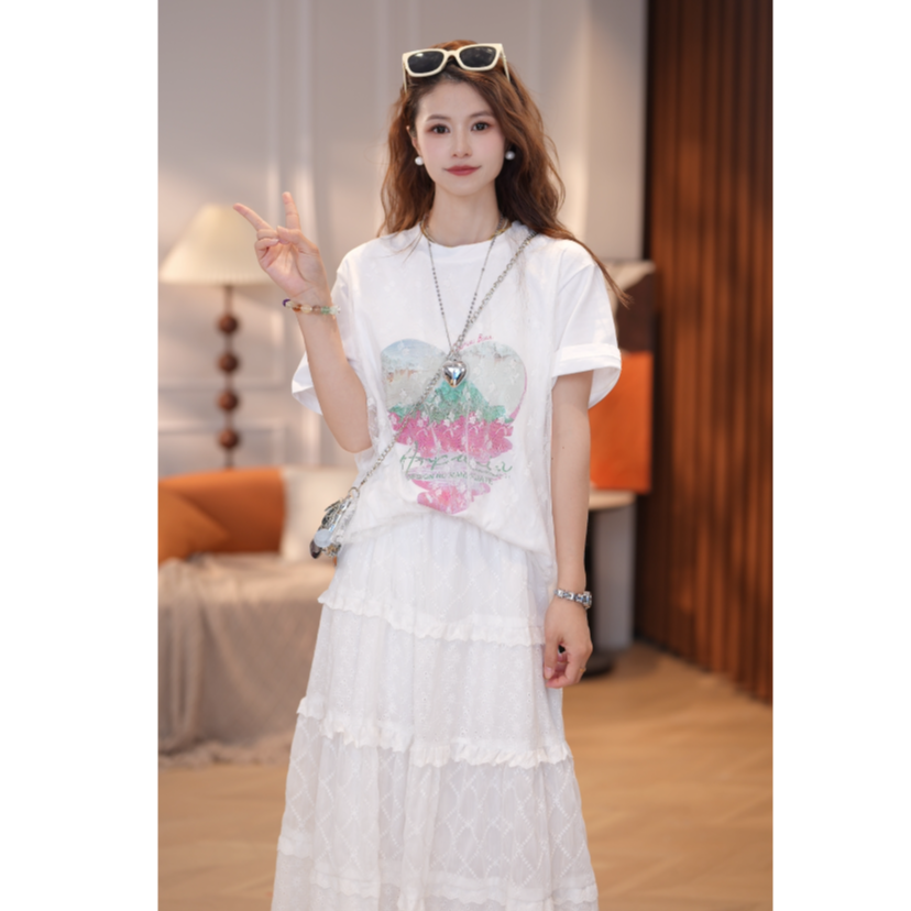 马克华菲女装夏季时尚蕾丝拼接短袖字母爱心设计T恤上衣宽松洋气