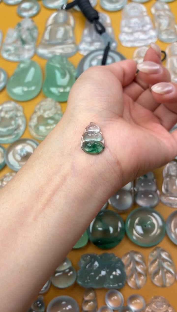 吊坠(不含链)未镶嵌翡翠20 豆子 17.8 12.6 5.0