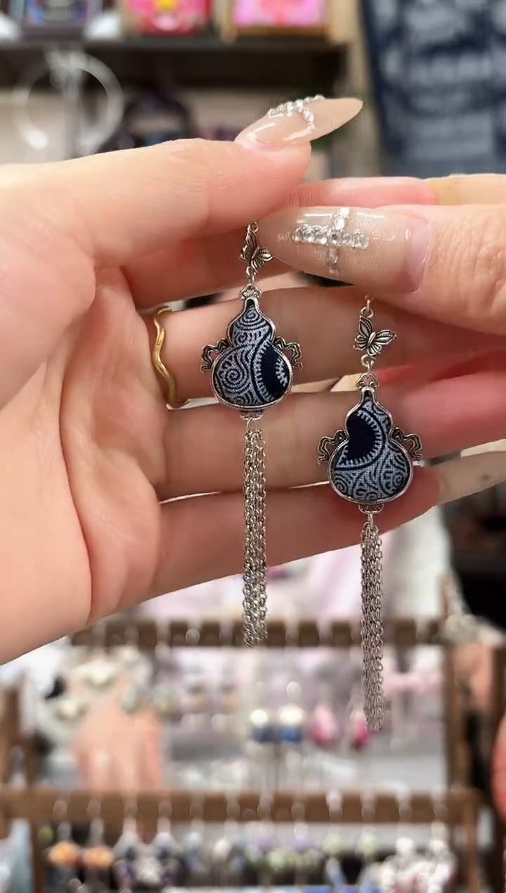 织绣民族风非遗老绣苗银饰品510