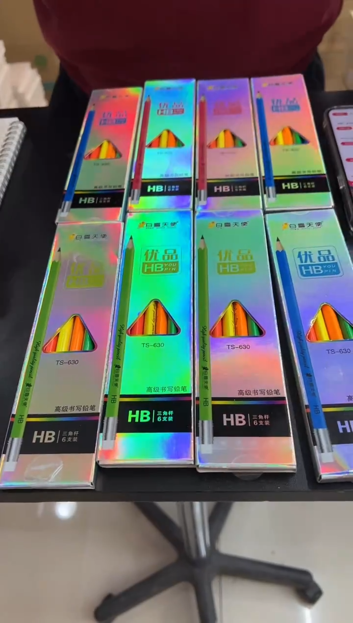 白雪天使630铅笔8盒