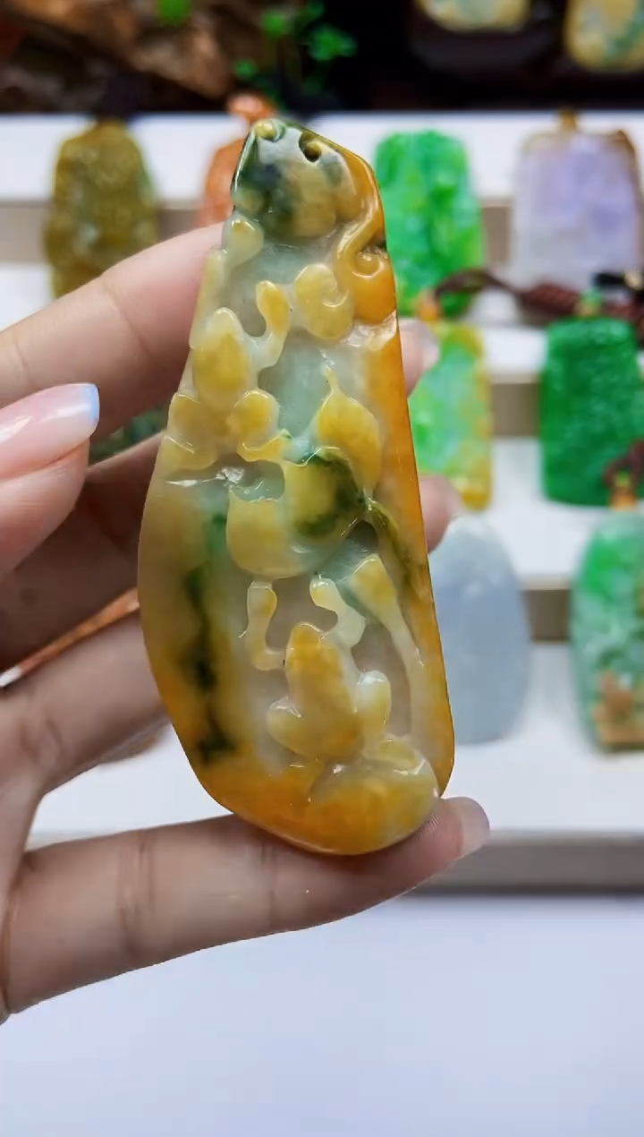 颈饰未镶嵌翡翠翡翠A货