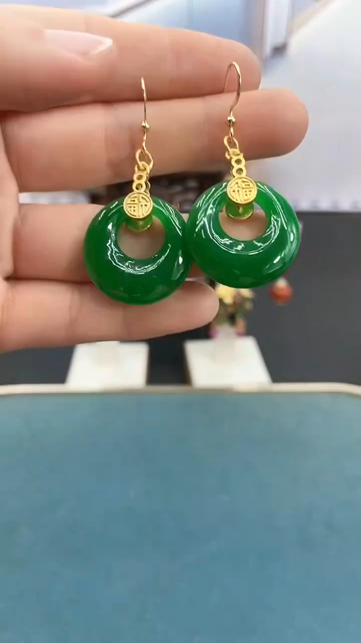 银S925镶嵌翡翠耳饰绿色勾月耳钩
